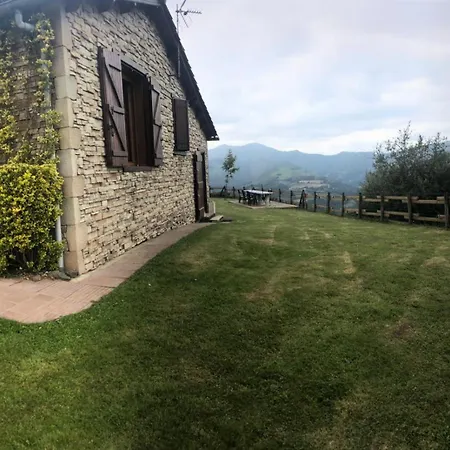 Charmante Maison En Pleine Montagne Basque Holiday home *